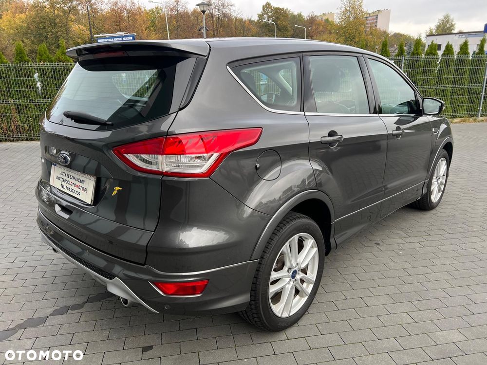 Ford Kuga 2.0 TDCi 4WD Titanium - 4