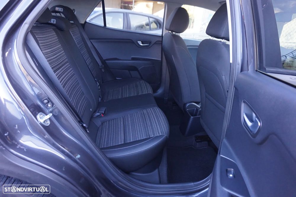 Kia Stonic 1.0 T-GDI Drive - 20