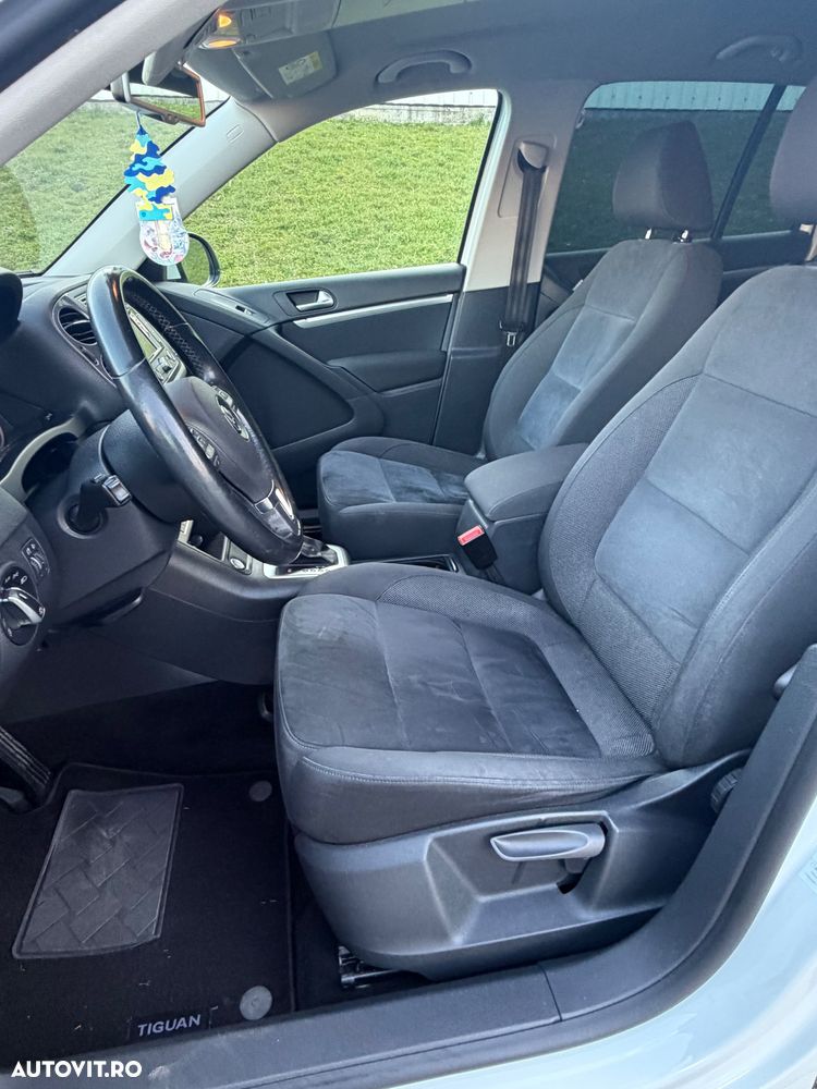 Volkswagen Tiguan 2.0 TDI DPF 4Motion BlueMotion Technology DSG Exclusive - 13