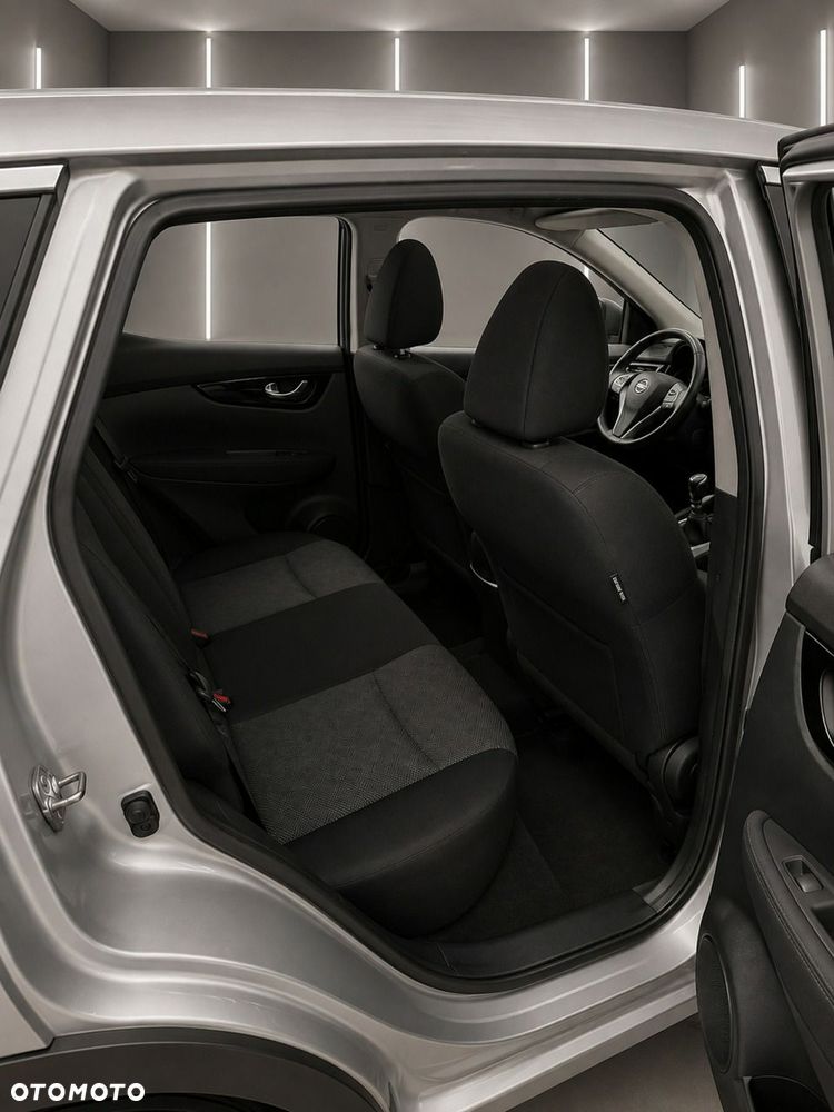 Nissan Qashqai - 11