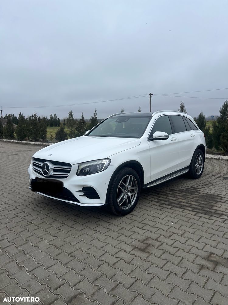 Mercedes-Benz GLC - 1