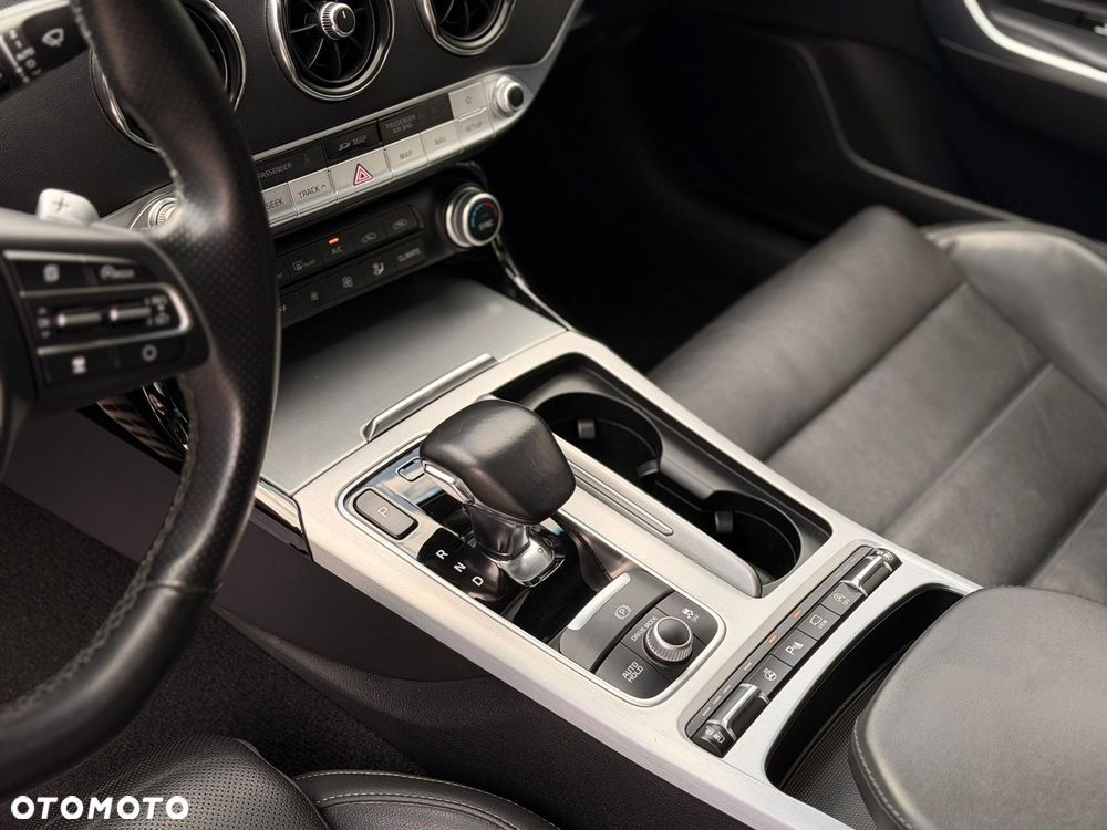 Kia Stinger 2.0 T-GDI GT Line - 14