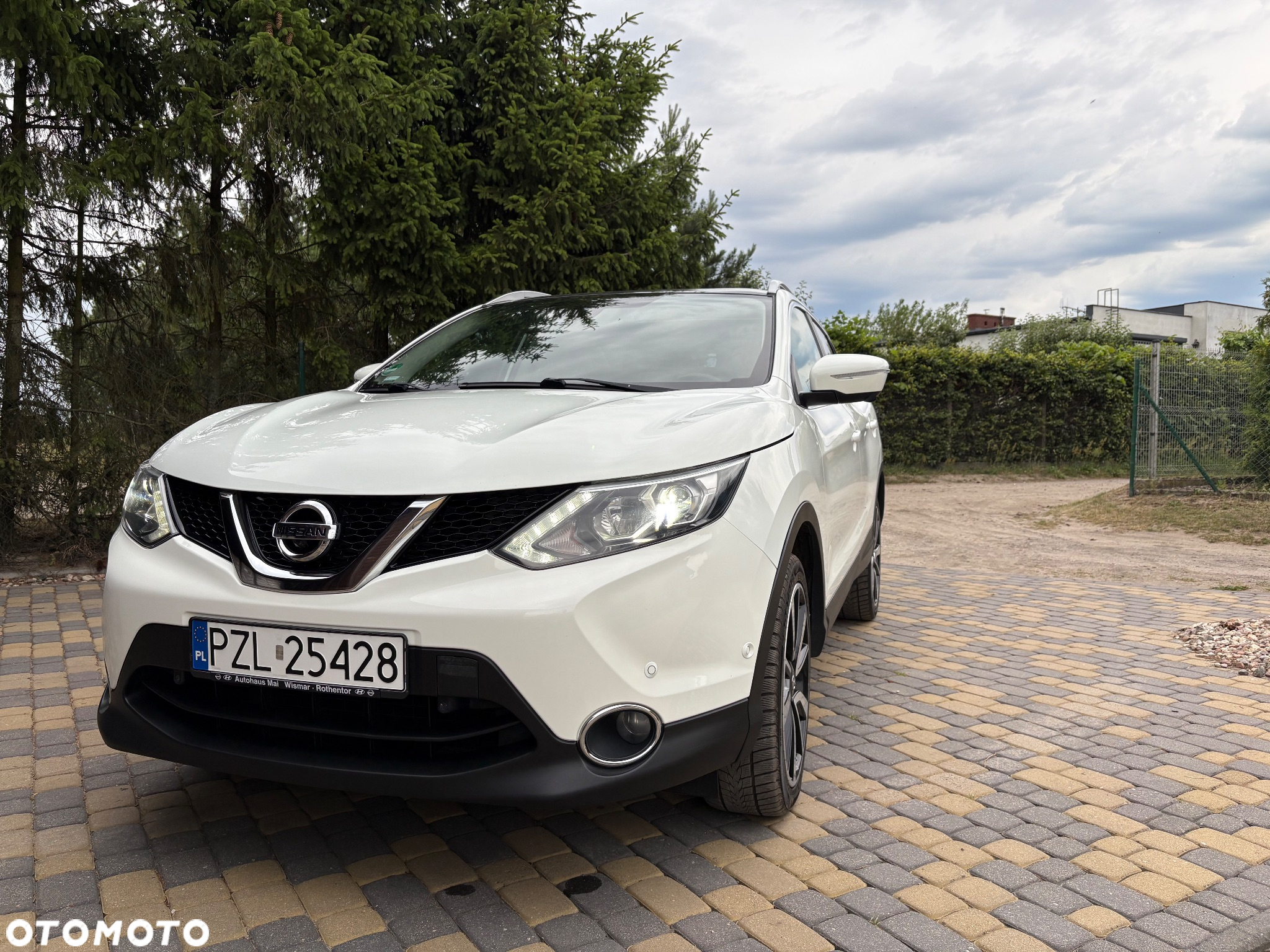 Nissan Qashqai 1.6 dCi 4x4 Tekna S&S - 2