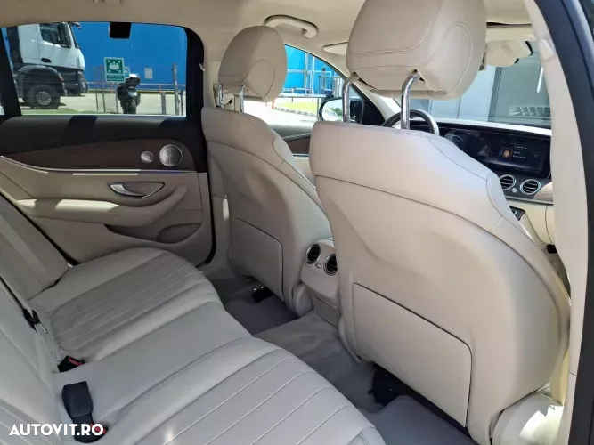 Mercedes-Benz E 220 d All-Terrain 4MATIC Aut. - 17