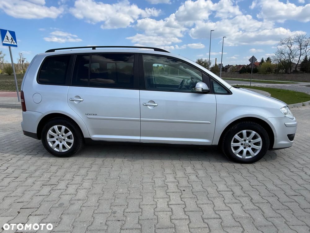 Volkswagen Touran 2.0 TDI DSG United - 7