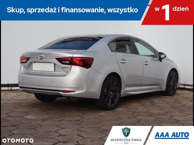 Toyota Avensis - 7