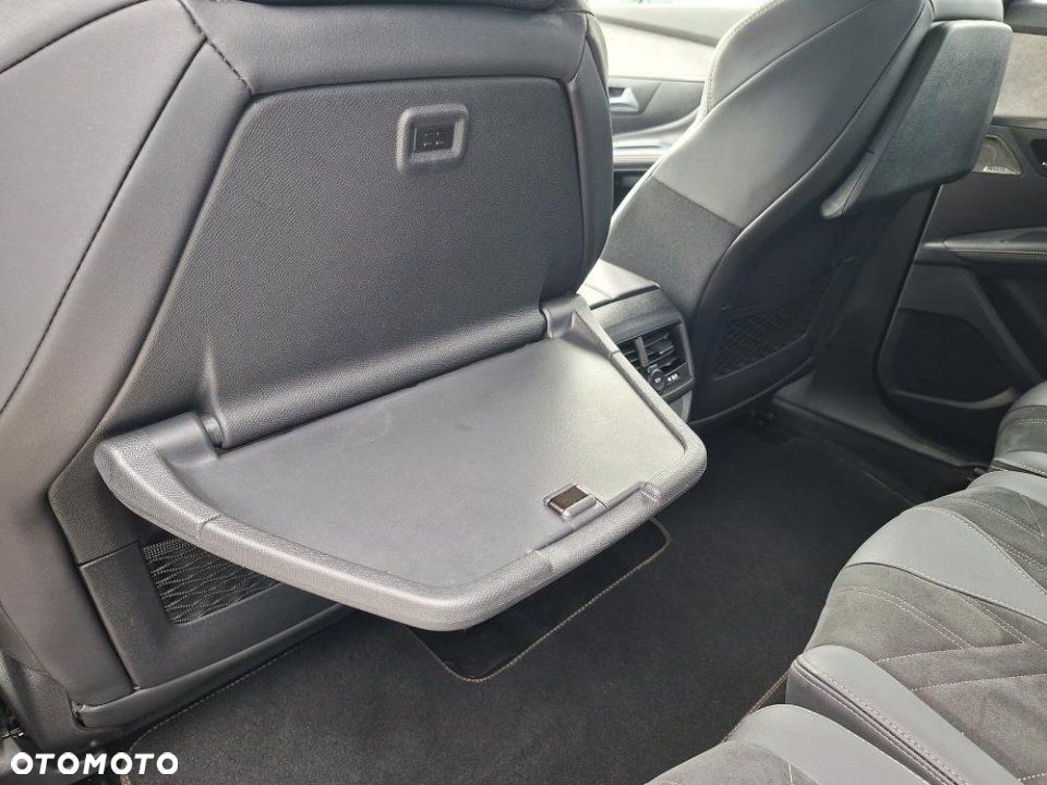 Peugeot 5008 - 19