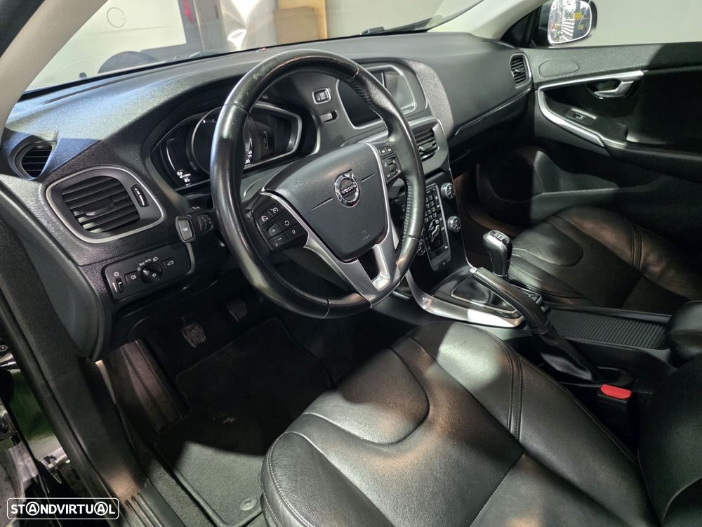 Volvo V40 2.0 D2 Momentum - 12