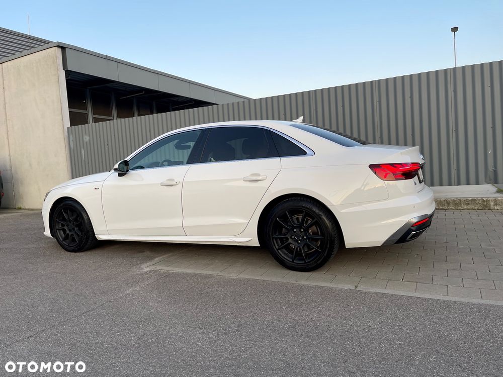 Audi A4 ver-40-tfsi-mhev-s-line-s-tronic - 5