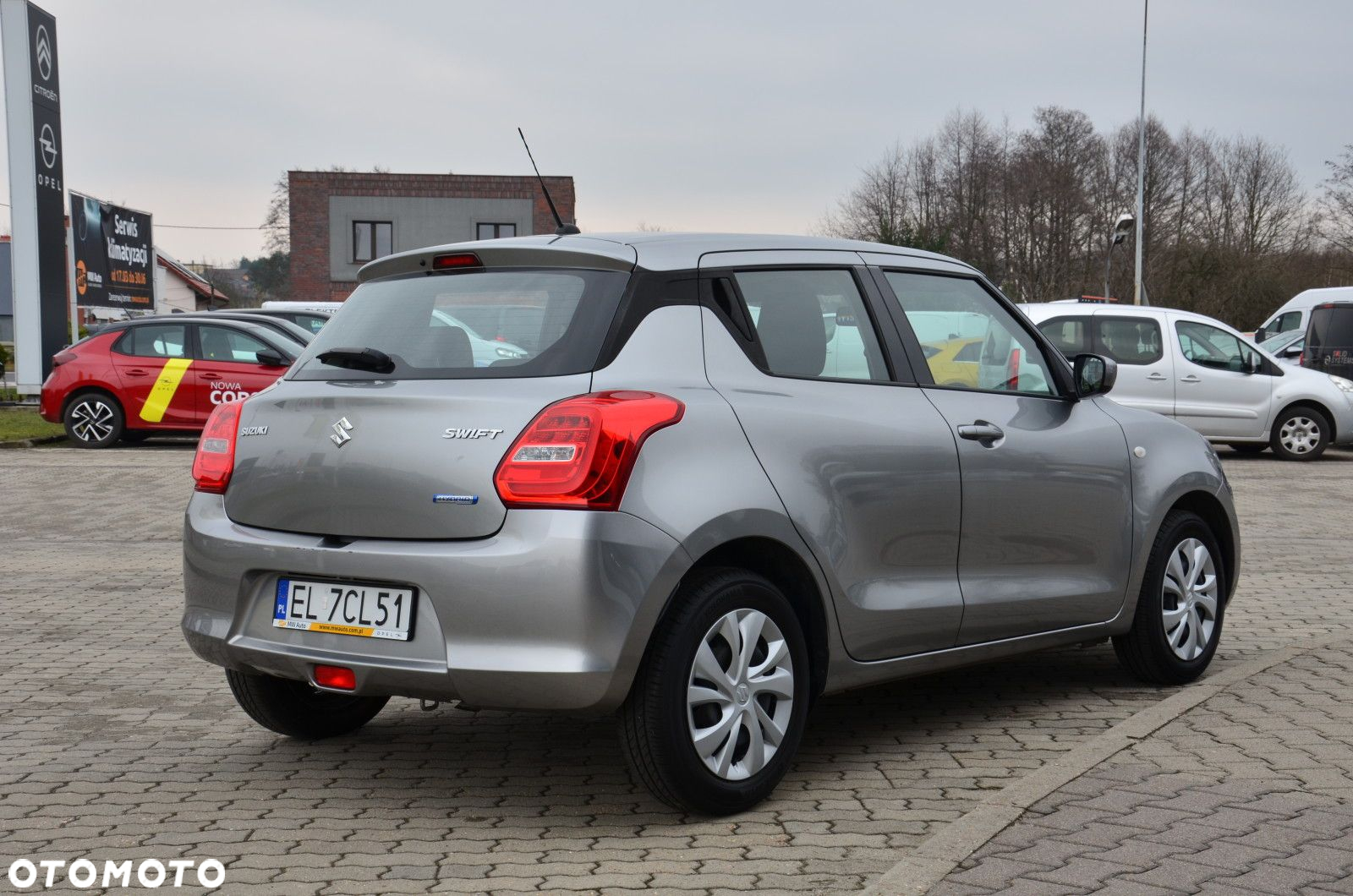 Suzuki Swift - 4