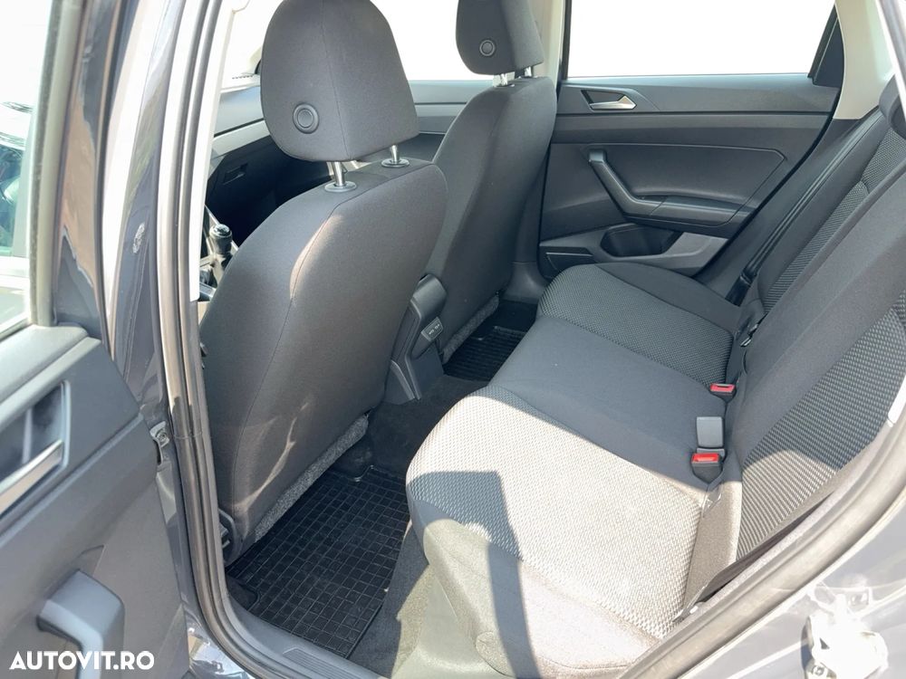 Volkswagen Polo - 12