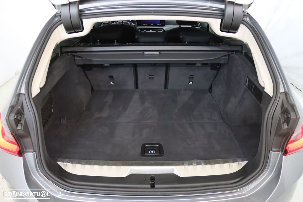 BMW 320 e Corporate Edition Auto - 33