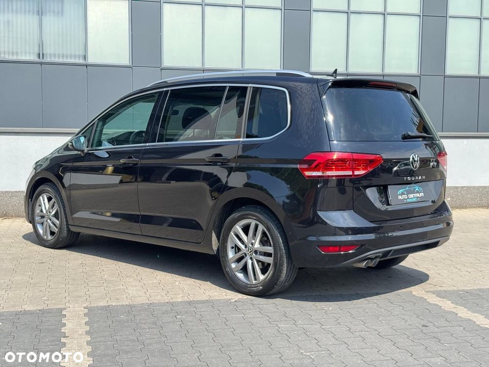 Volkswagen Touran 2.0 TDI BMT Highline DSG - 14