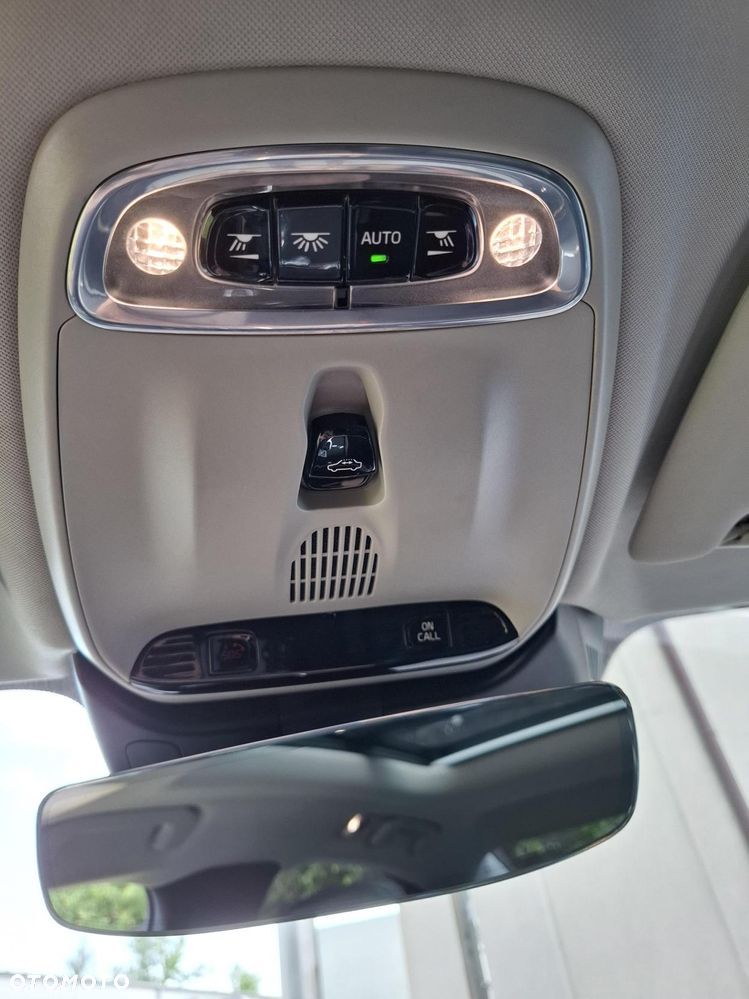 Volvo S60 T6 AWD Momentum Pro - 13
