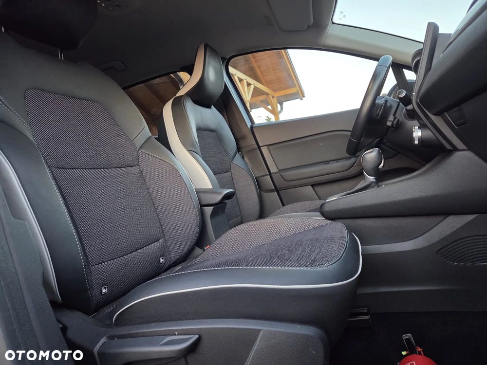 Renault Captur 1.3 TCe Intens EDC - 14