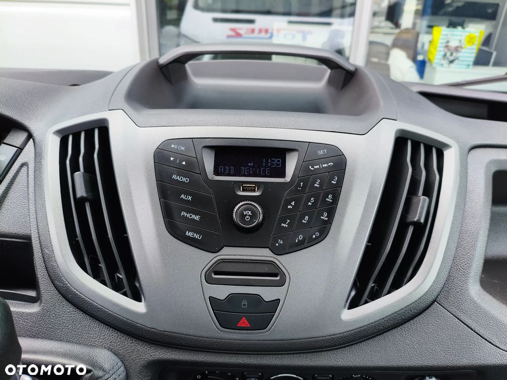 Ford Transit 350 - 15