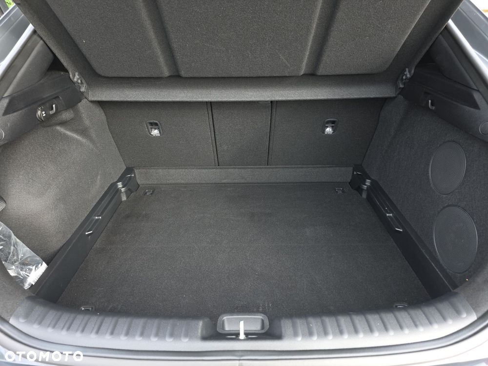 Kia XCeed 1.5 T-GDI Prestige Line DCT - 17