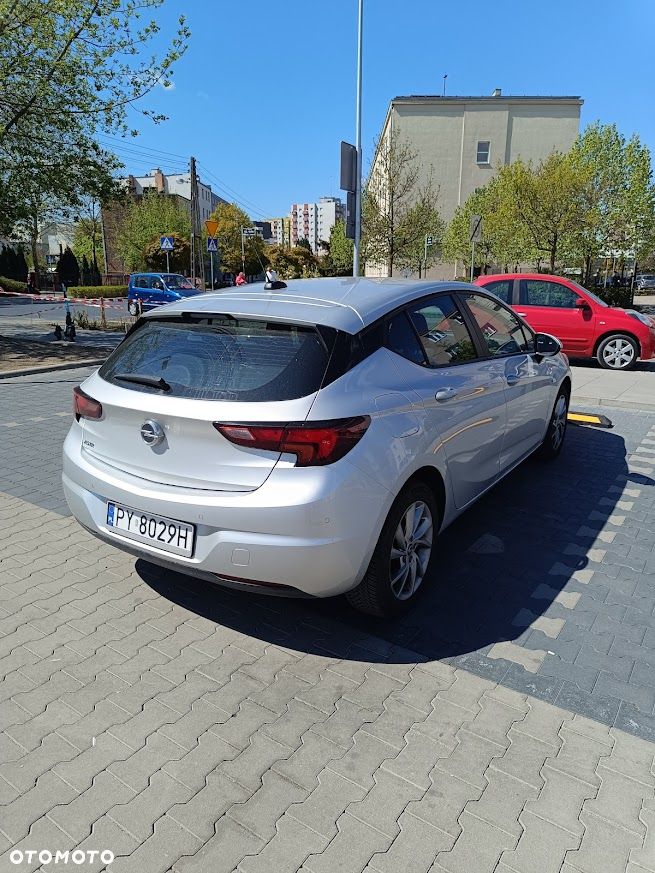 Opel Astra 1.2 T Elegance S&S - 5