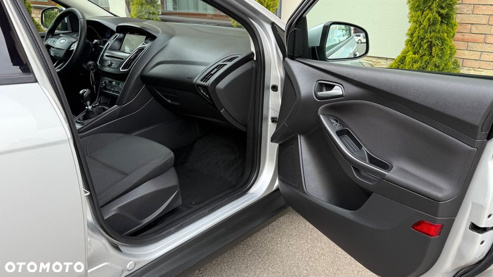 Ford Focus - 29