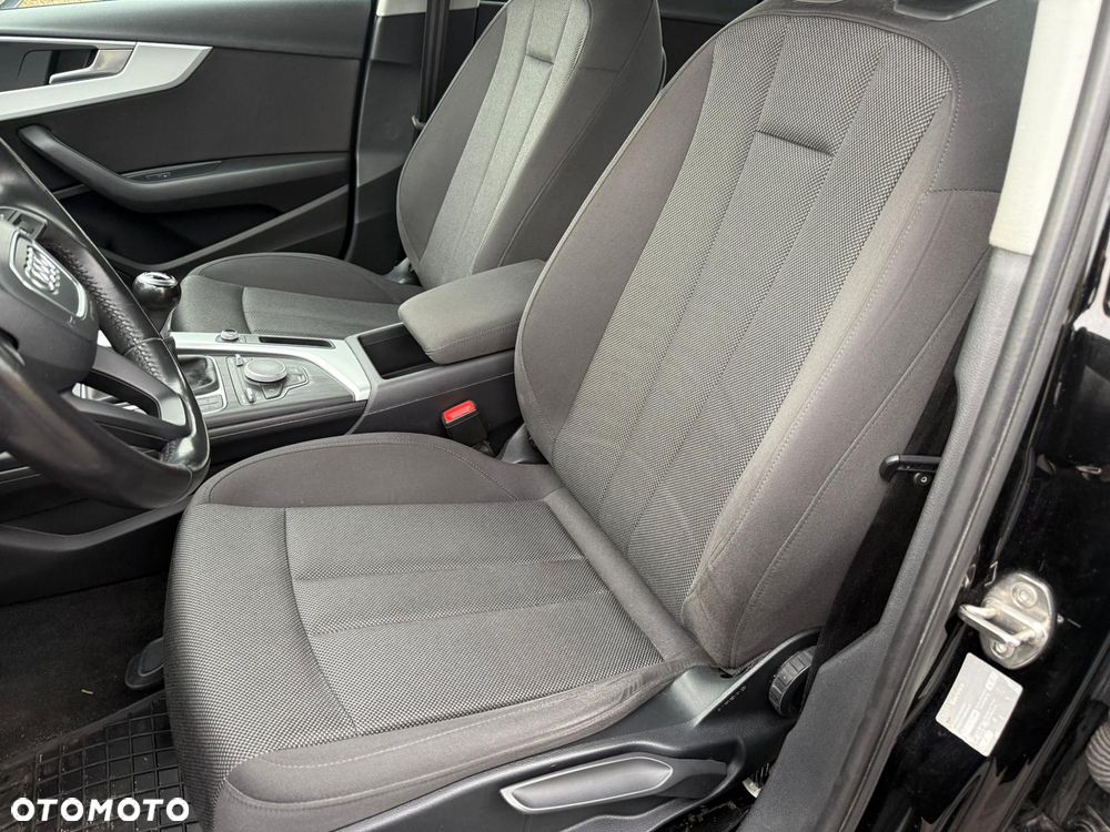 Audi A4 Limousine - 9