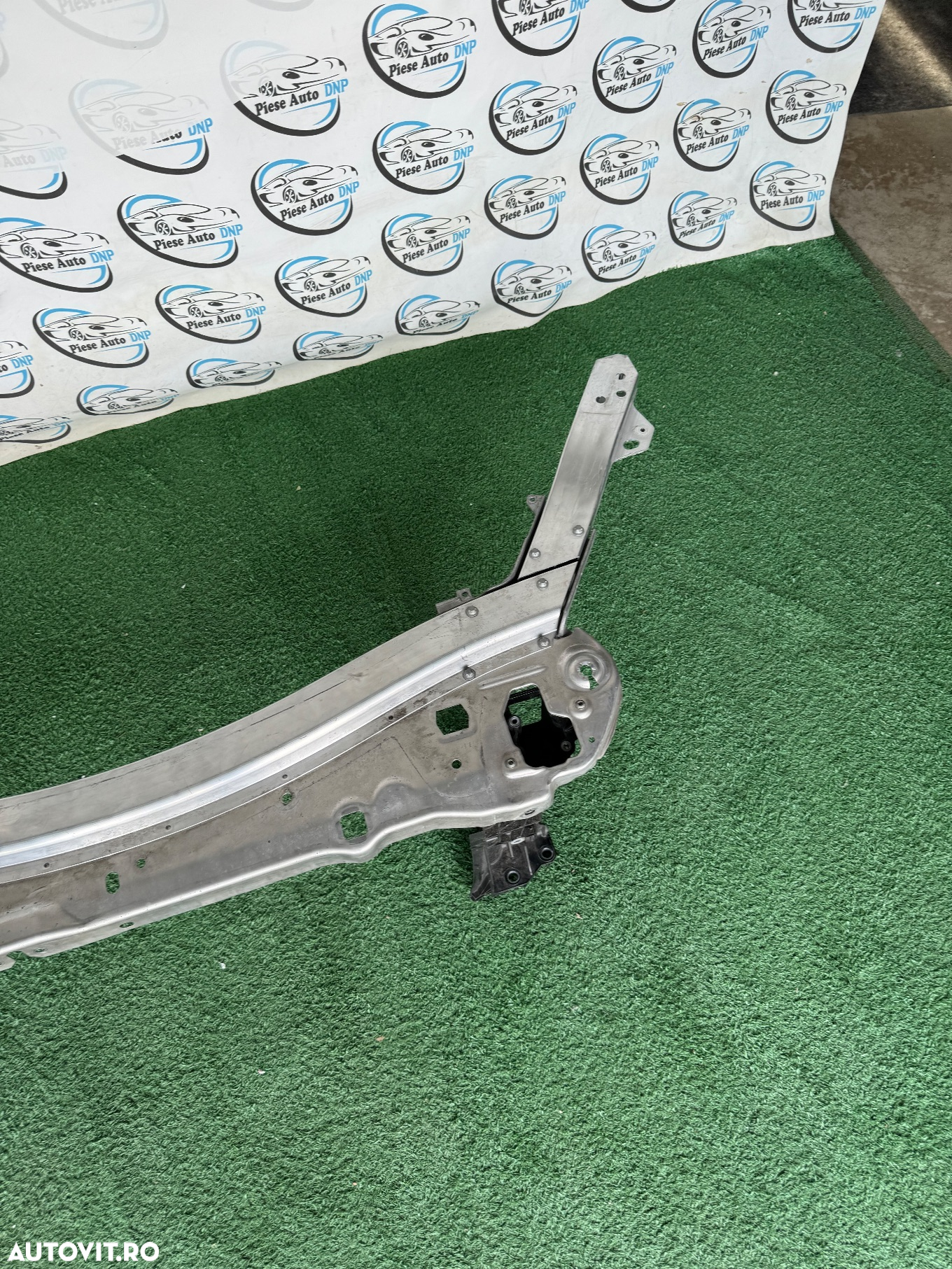 Tragher Mercedes E class W213 Glc W253 - 2