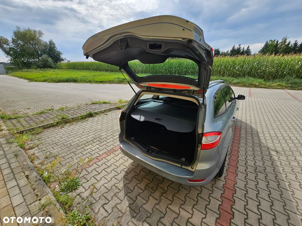 Ford Mondeo 2.0 Ambiente - 7