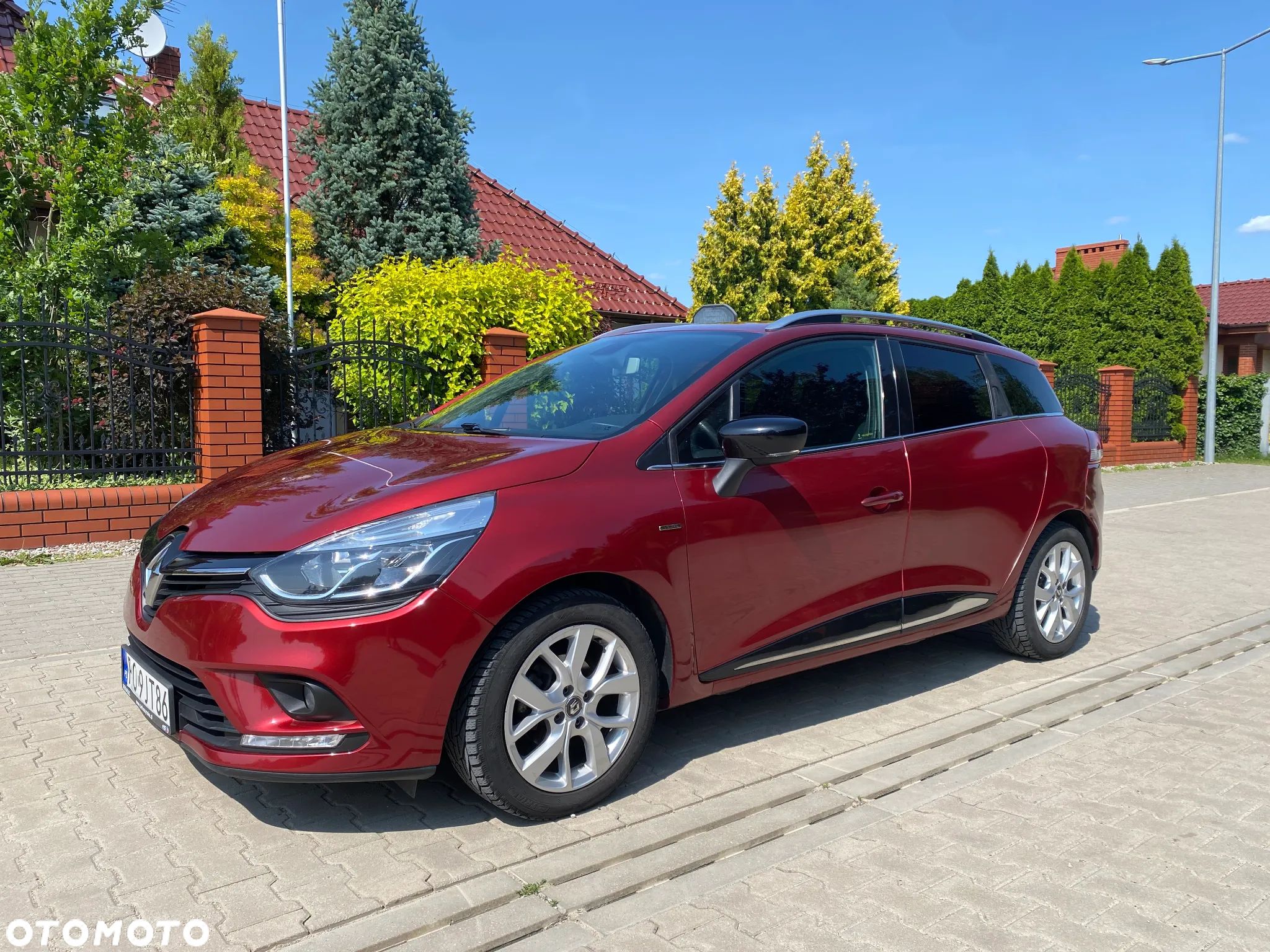 Renault Clio 0.9 TCe Limited - 1