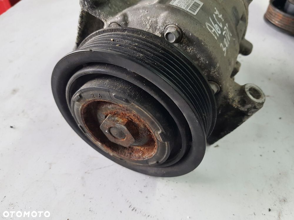 AUDI A6 C7 4G 10-14r 3.0 TDI SPRĘŻARKA KLIMATYZACJI 4G0260805B - 4
