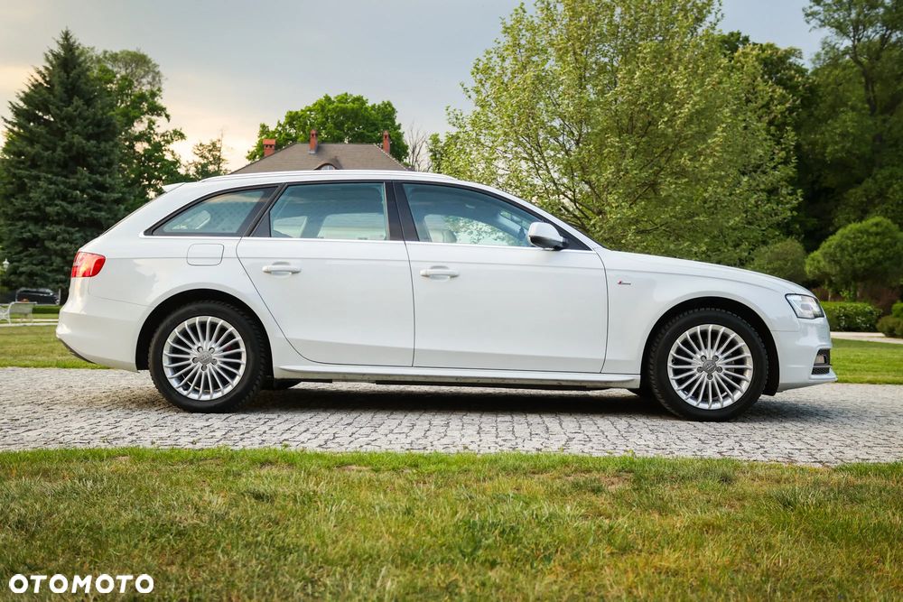 Audi A4 Avant 2.0 TDI DPF clean diesel quattro S tronic S line Sportpaket - 11