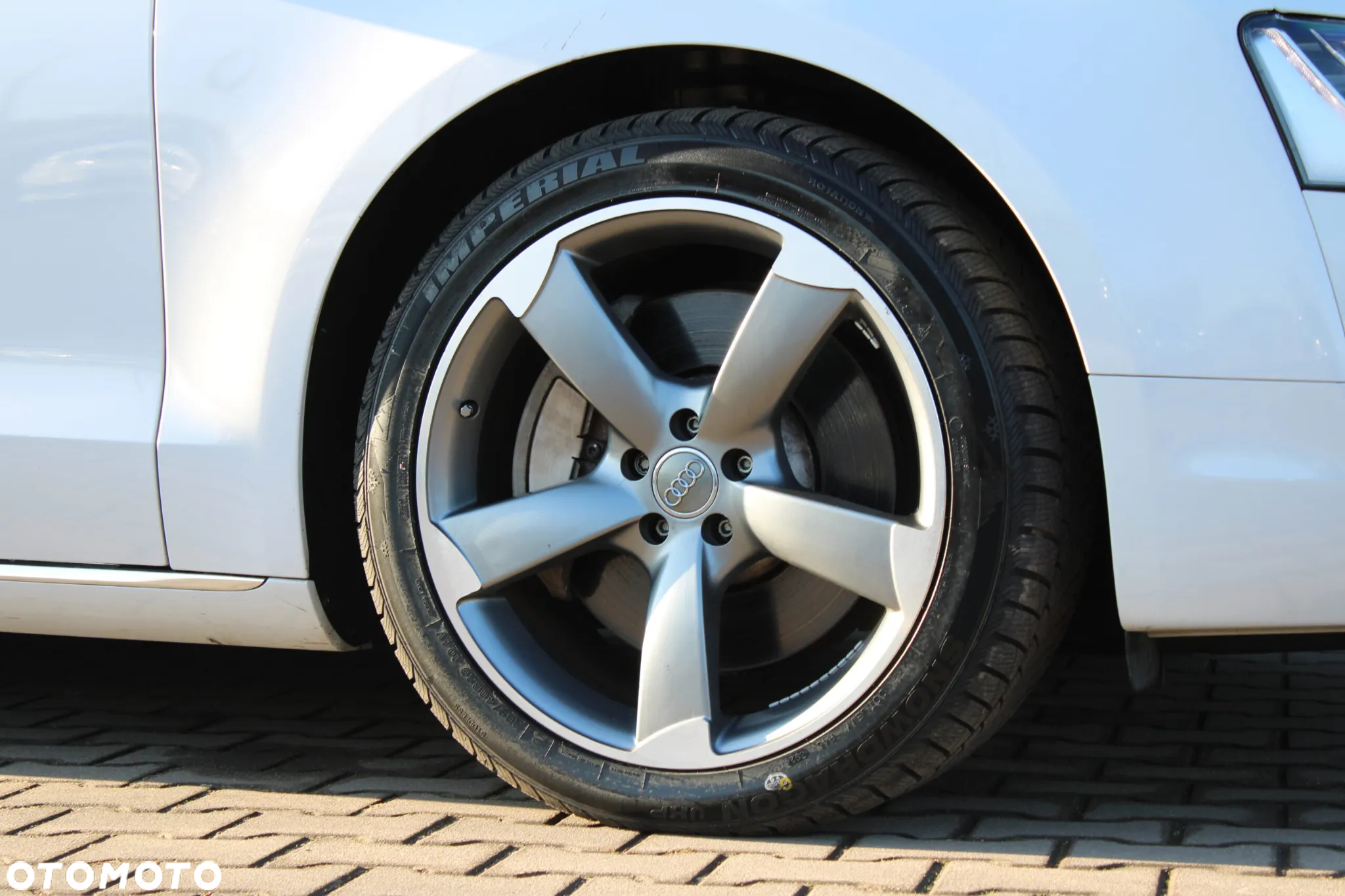 Audi A8 - 3
