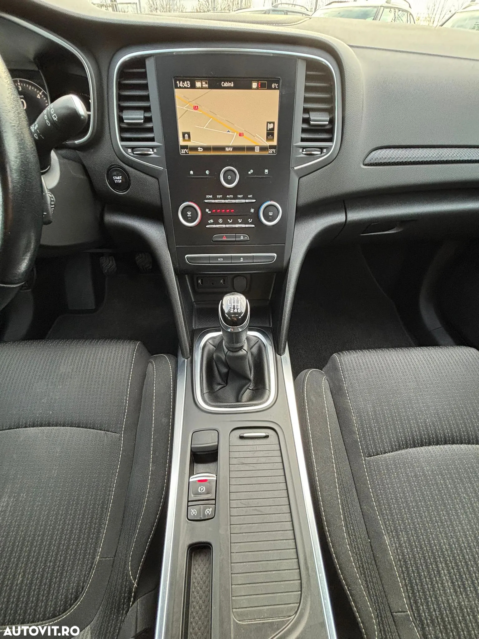 Renault Megane Estate 1.5 dCI Zen - 18