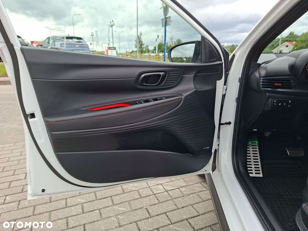 Hyundai i20 - 18