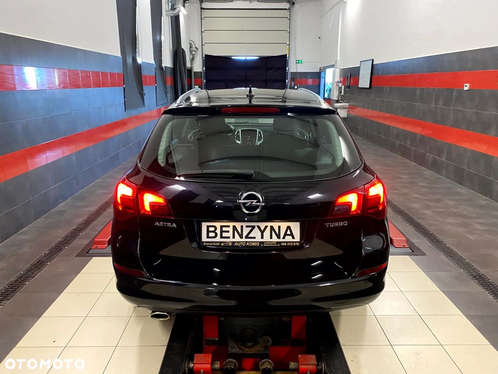 Opel Astra 1.4 Turbo Innovation - 9