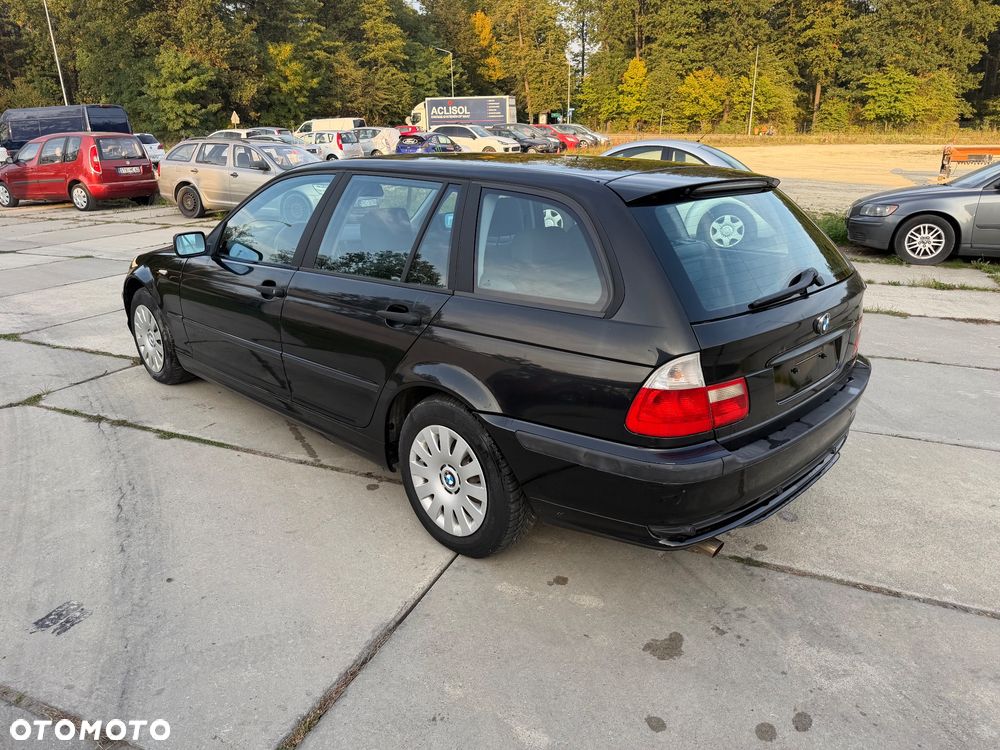 BMW Seria 3 318i - 6