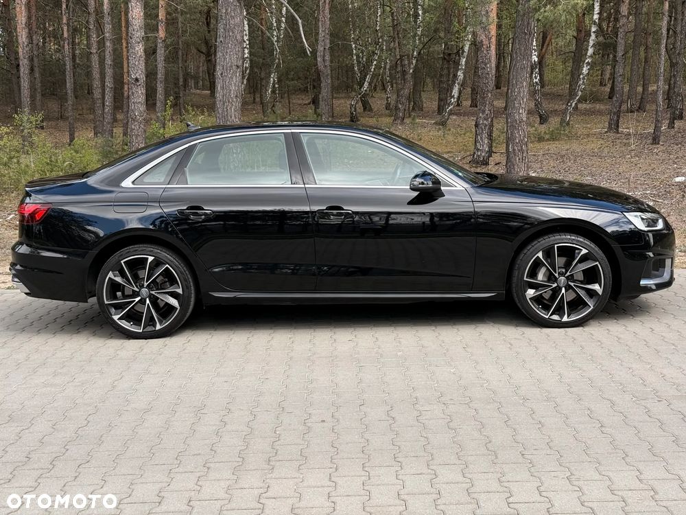 Audi A4 Limousine 40 TDI S tronic S line - 4