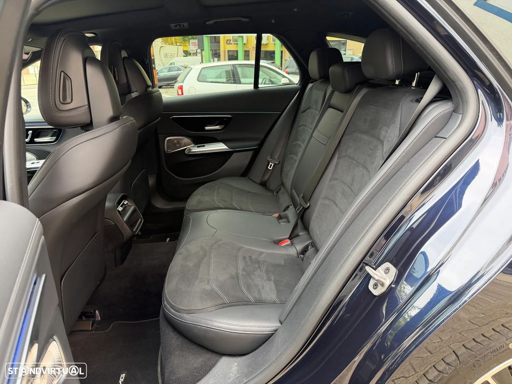 Mercedes-Benz E 300 - 13