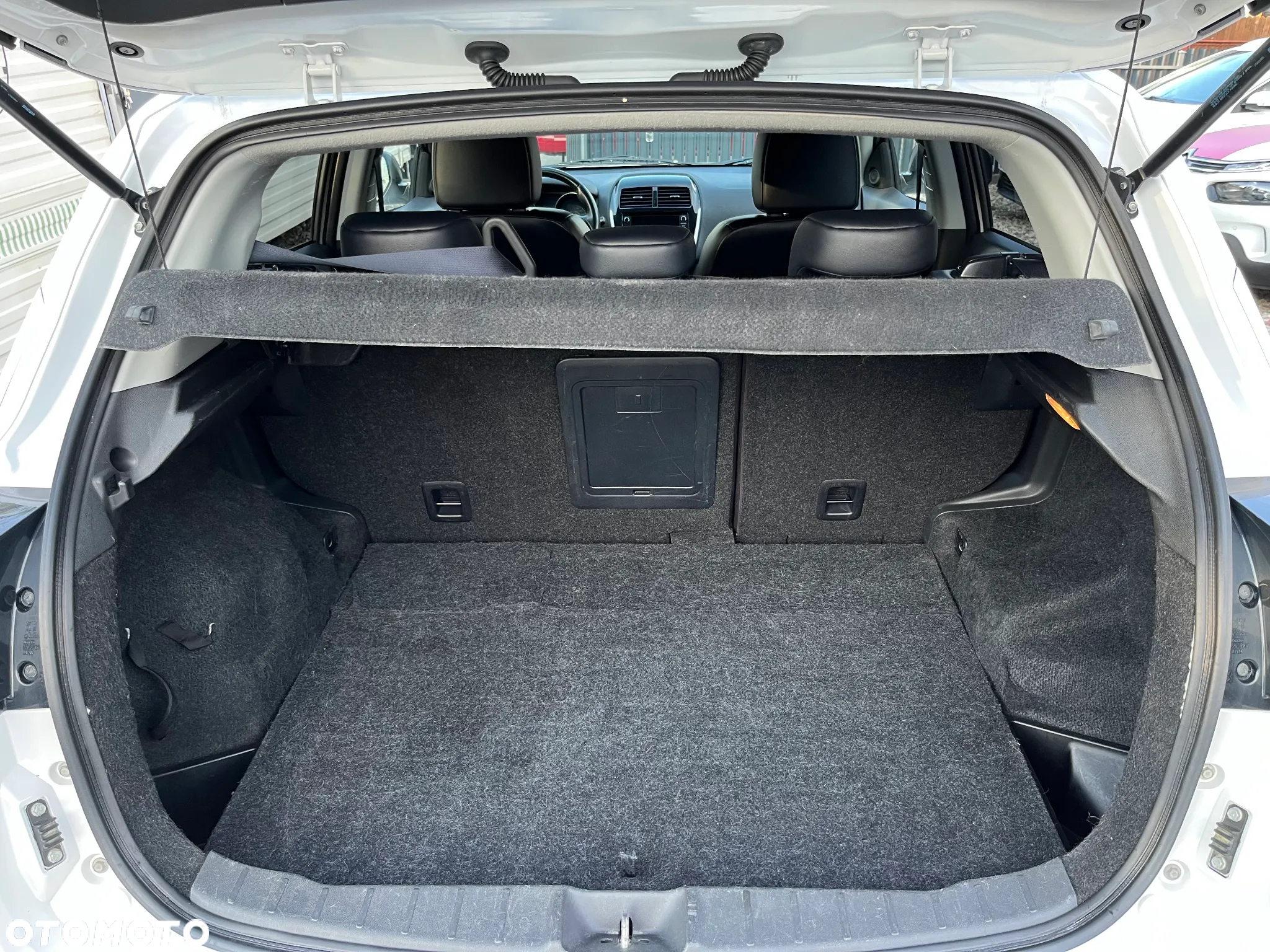 Peugeot 4008 HDI FAP 115 Stop & Start Allure - 37