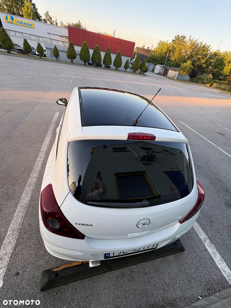 Opel Corsa 1.4 16V Color Edition - 8