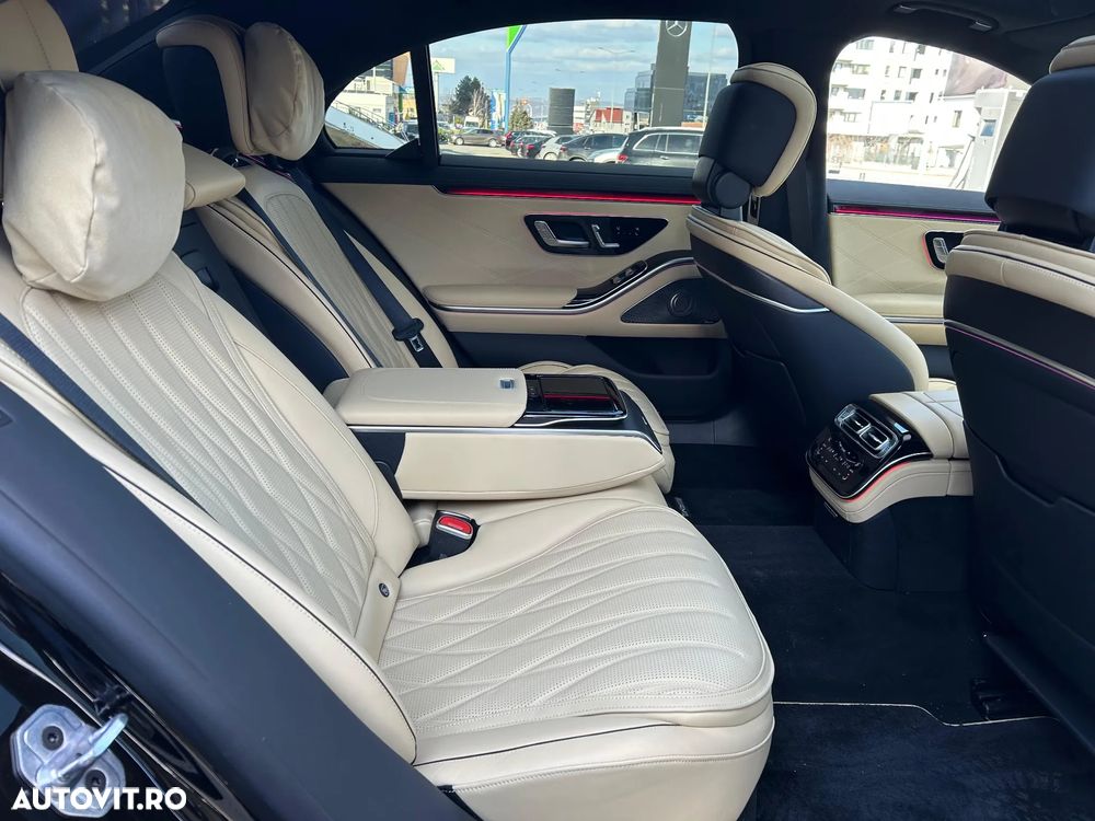 Mercedes-Benz S 63 AMG E Performance Long - 32