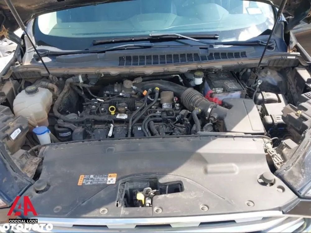 Ford Edge - 8