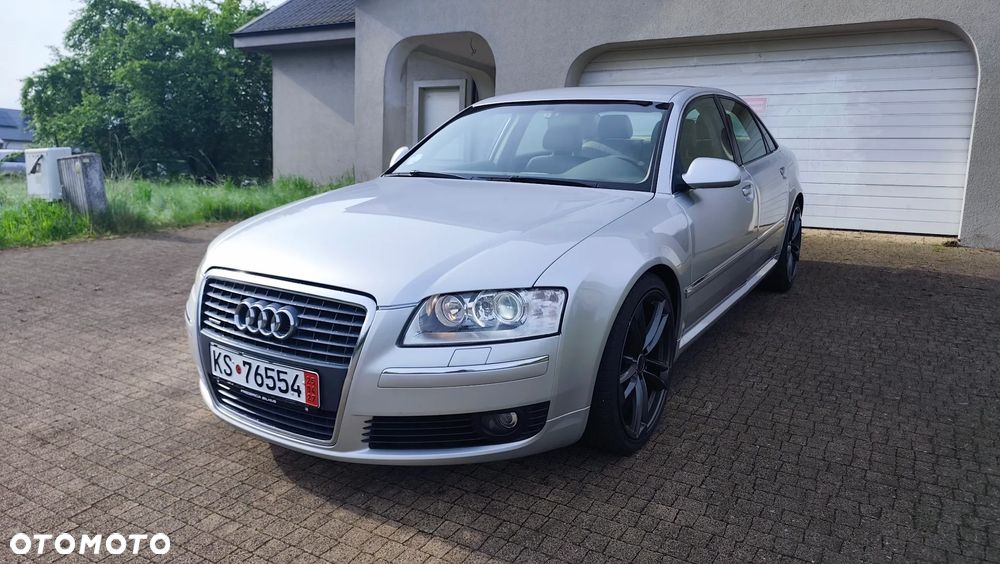 Audi A8 4.2 Quattro - 14