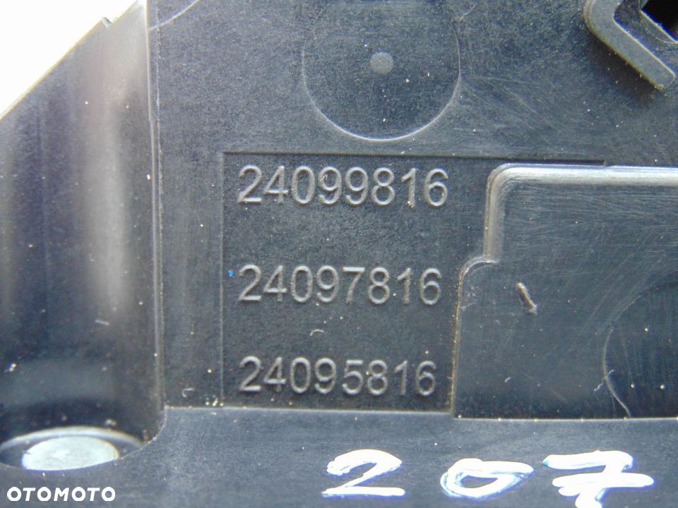 Oryginalny zamek 6 PIN przedni przód prawy 24094158 Peugeot 207 Europa 06-09r - 11