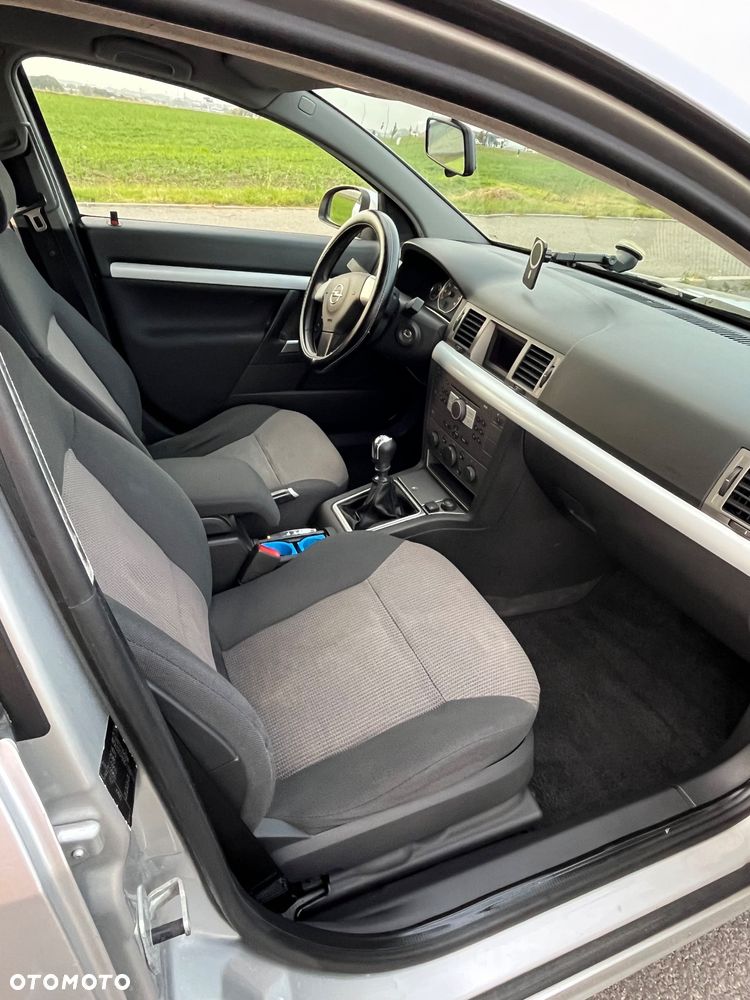 Opel Vectra 1.8 Essentia - 7