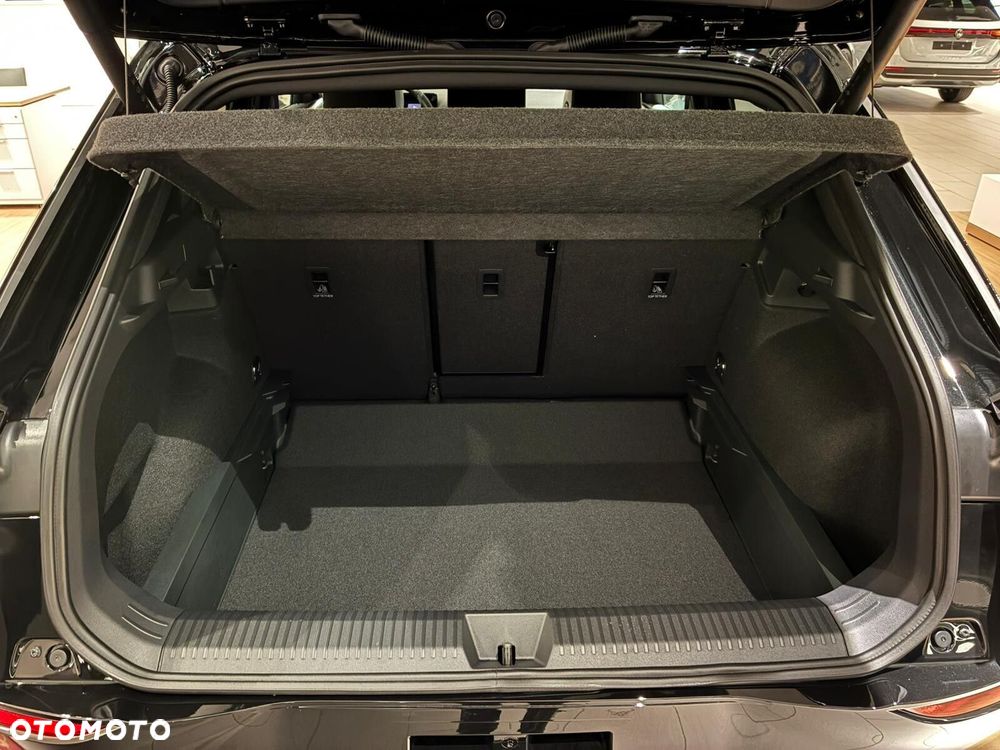 Volkswagen T-Roc - 21