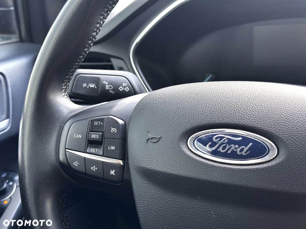 Ford Focus SW 1.5 EcoBlue Connected - 19