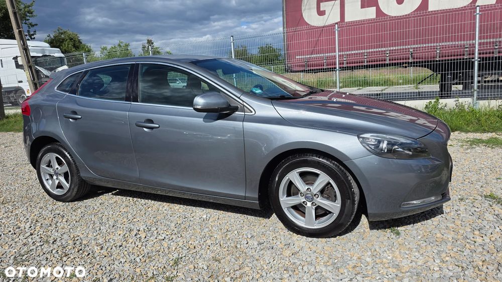 Volvo V40 D2 Kinetic - 8