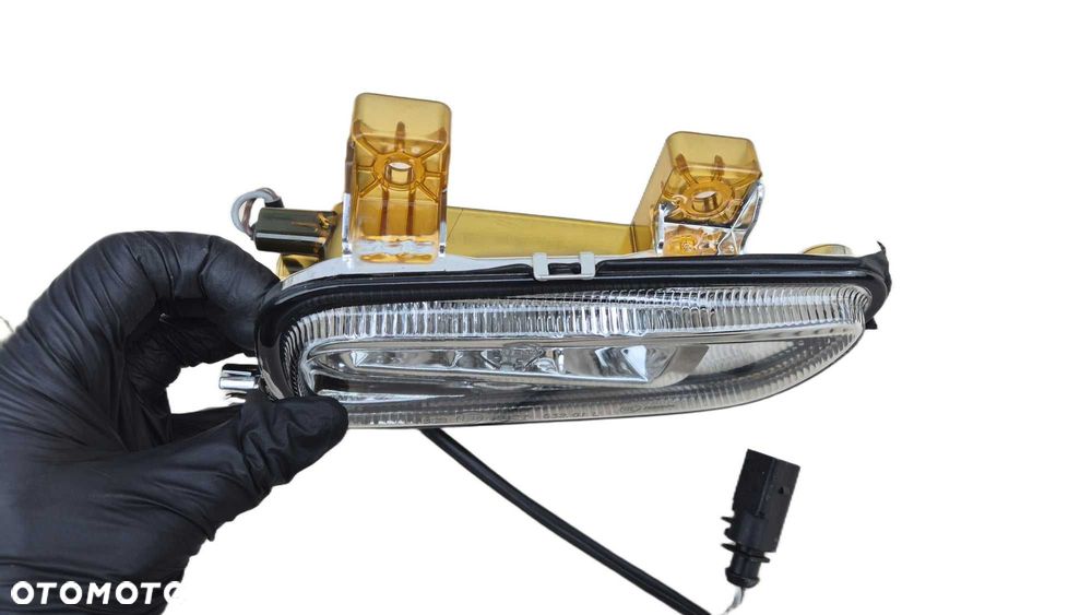 Halogen LEWY / PRAWY Lampa przeciwgmłowa Mercedes Axor II 2 04- OE NEW - 7