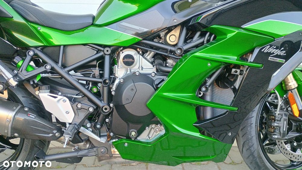 Kawasaki Ninja H2 SX - 6