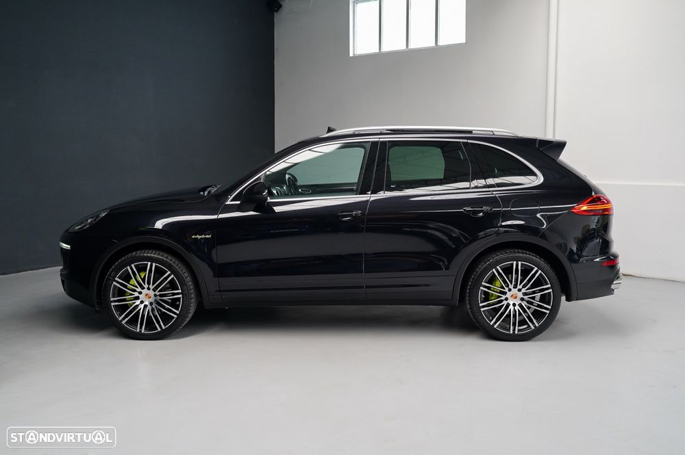 Porsche Cayenne S E-Hybrid - 34