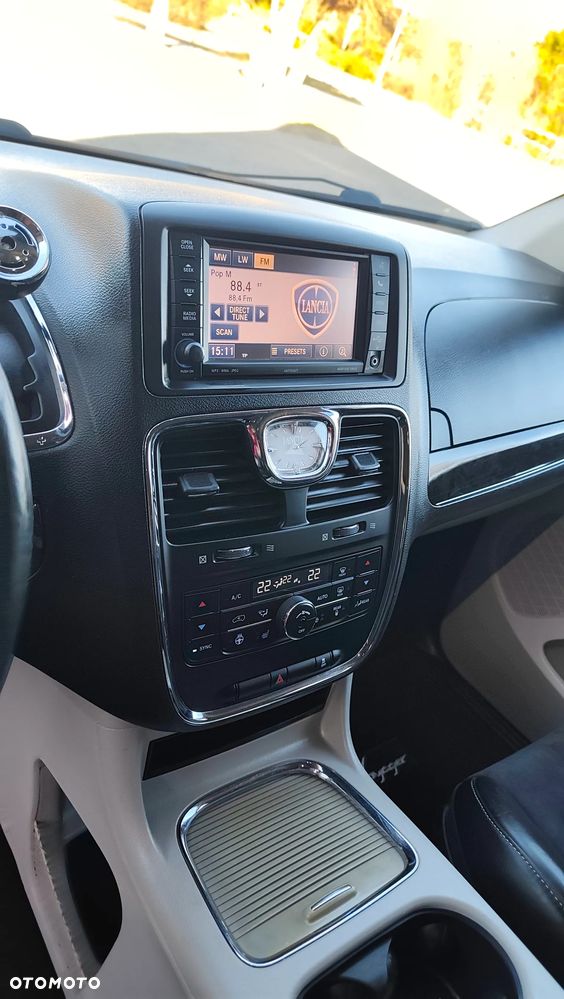 Lancia Voyager 2.8 Multijet 16v Platinum - 10